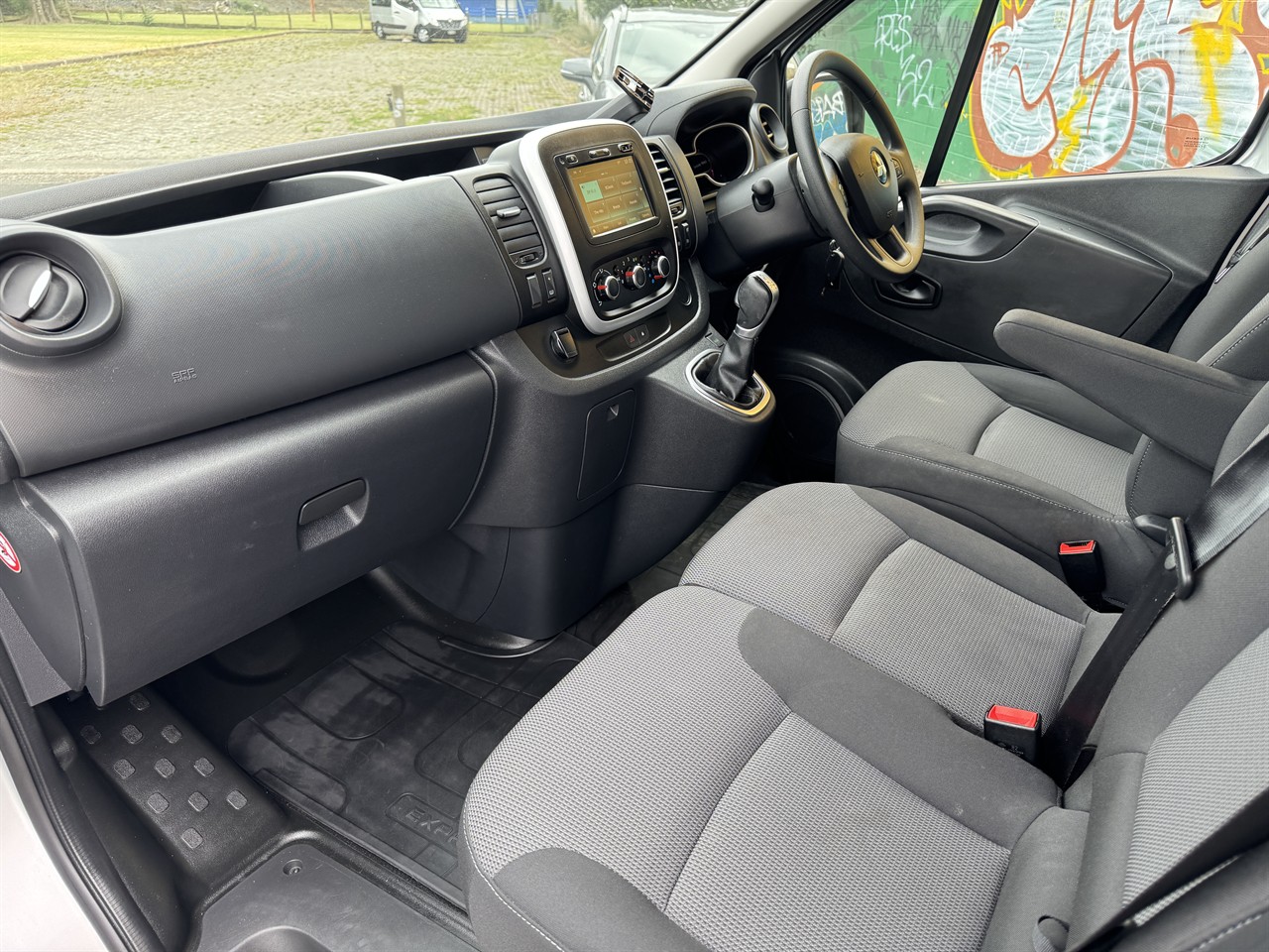 2022 Mitsubishi Express