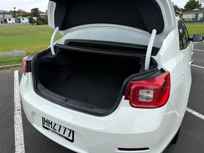 2014 Holden Malibu - Thumbnail