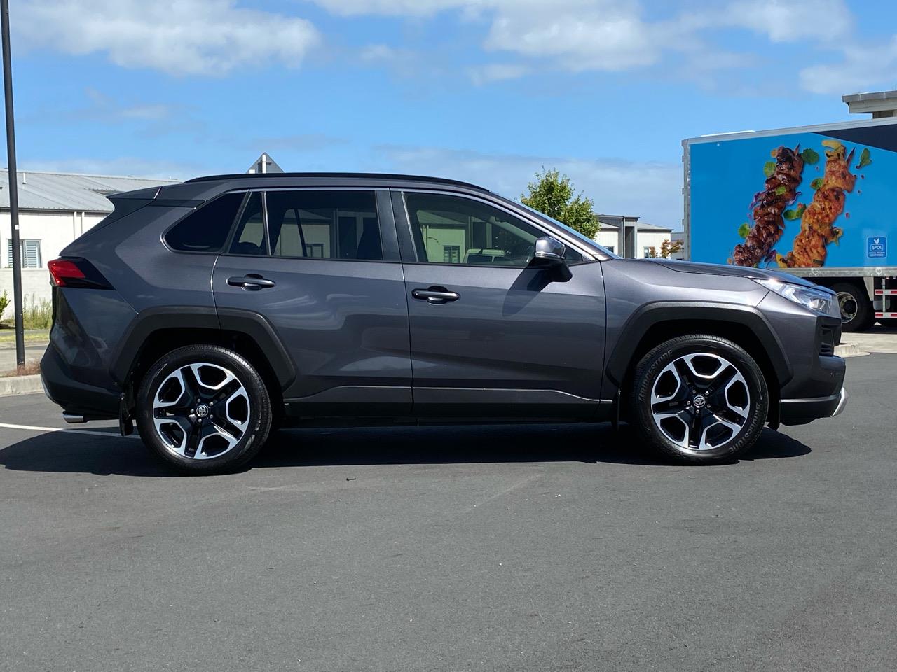 2019 Toyota RAV4