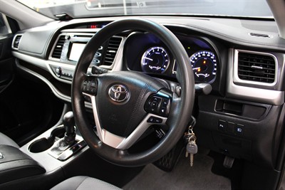 2018 Toyota HIGHLANDER - Thumbnail