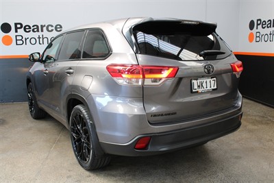 2018 Toyota HIGHLANDER - Thumbnail