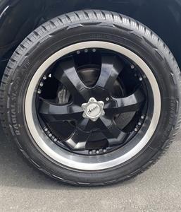 2009 Toyota Hilux - Thumbnail