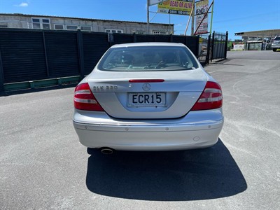 2004 Mercedes-Benz CLK 320 - Thumbnail