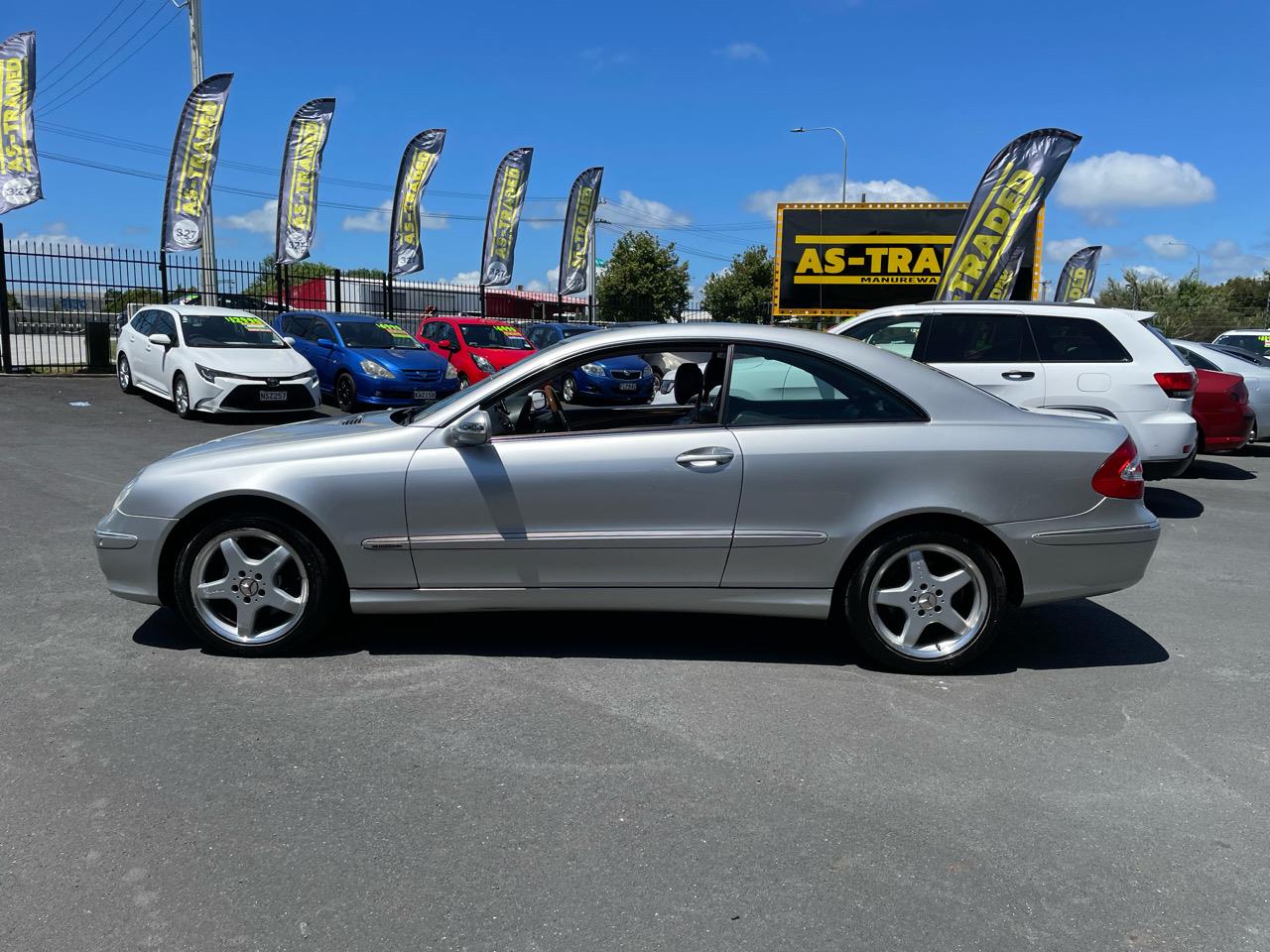 2004 Mercedes-Benz CLK 320