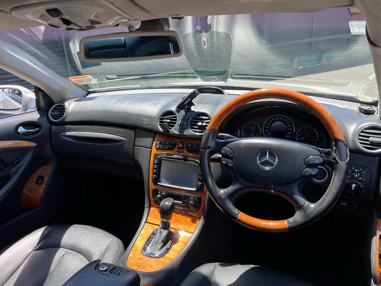 2004 Mercedes-Benz CLK 320