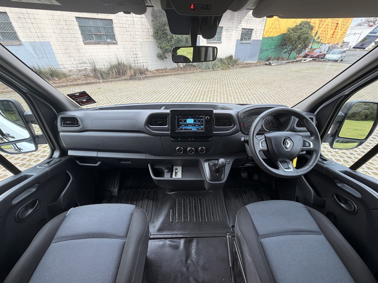 2021 Renault Master