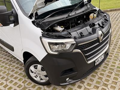 2021 Renault Master - Thumbnail