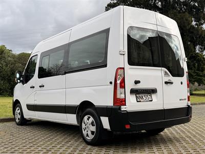 2021 Renault Master - Thumbnail