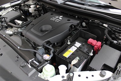 2022 Mitsubishi Triton - Thumbnail