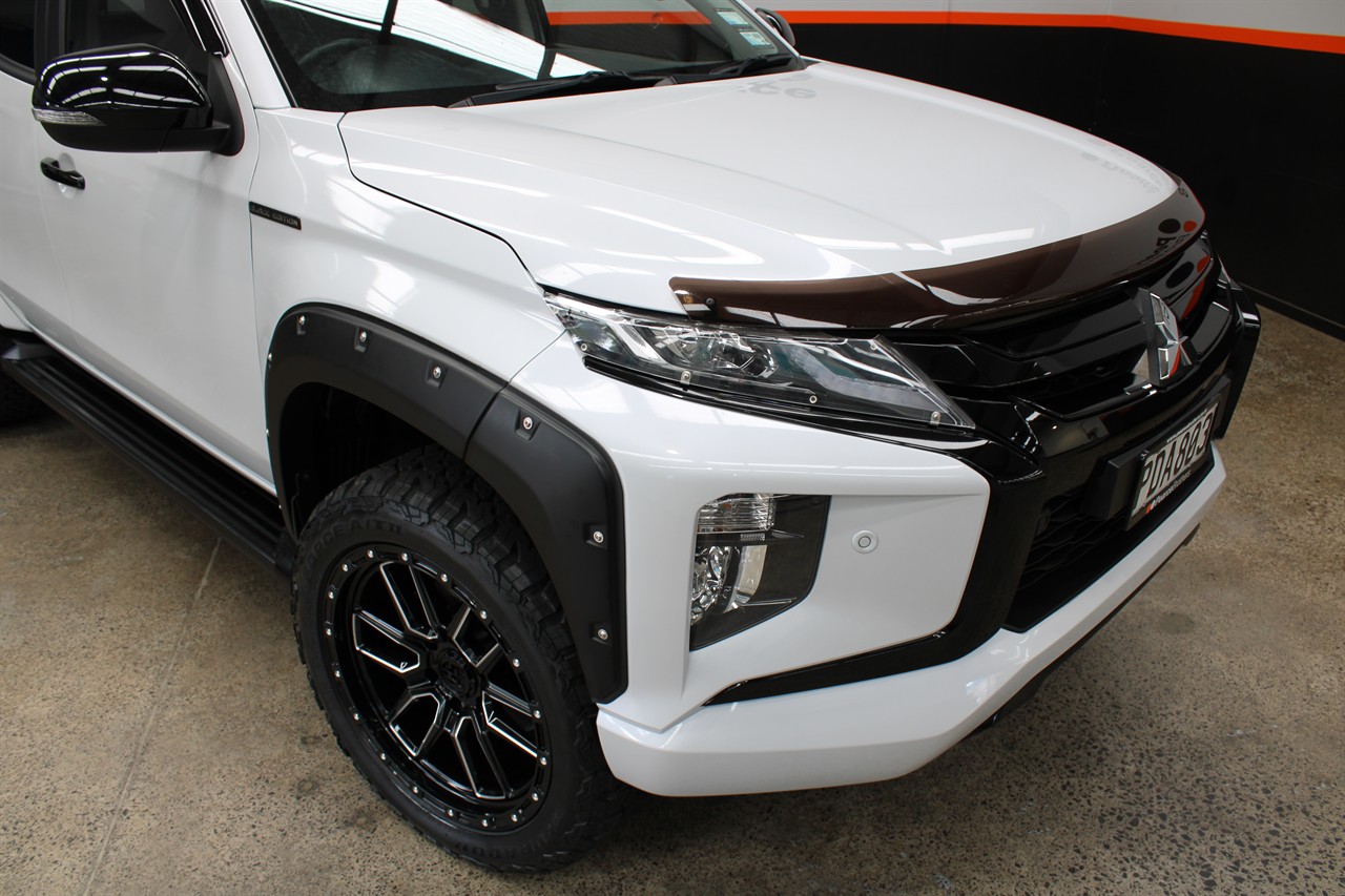 2022 Mitsubishi Triton