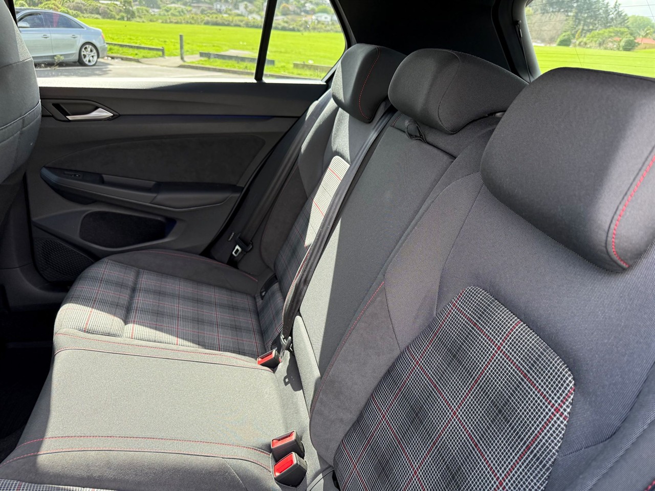 2025 Volkswagen Golf