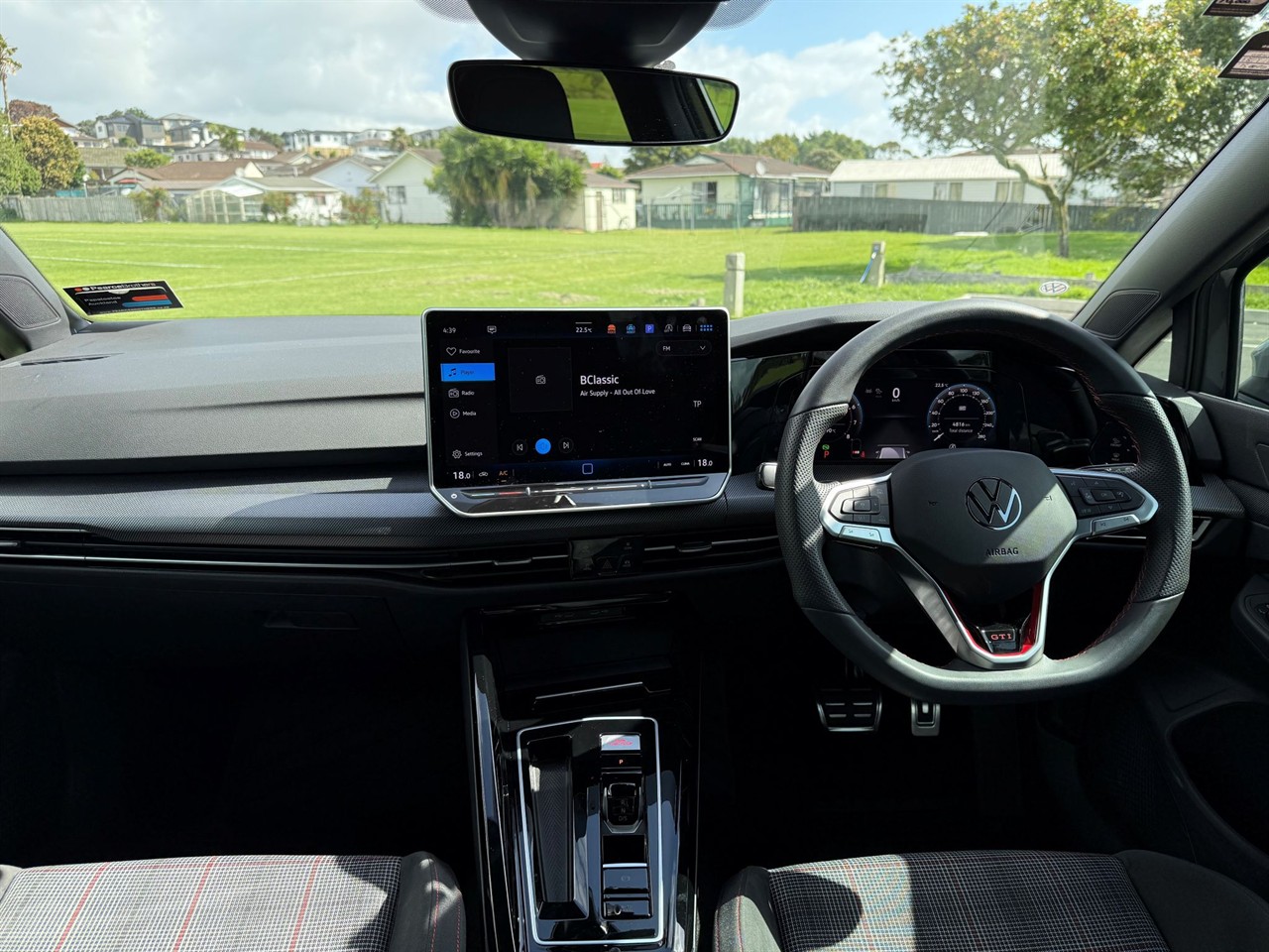 2025 Volkswagen Golf