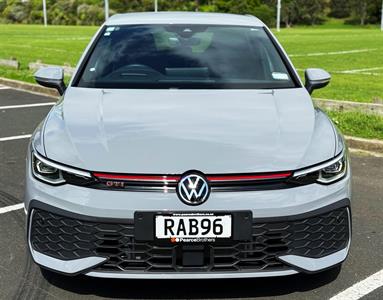 2025 Volkswagen Golf - Thumbnail