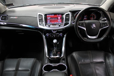 2017 Holden Commodore - Thumbnail