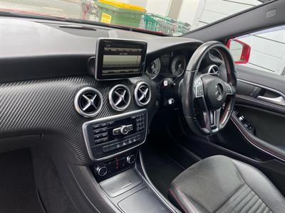 2015 Mercedes-Benz A180 - Thumbnail