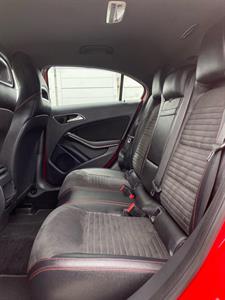 2015 Mercedes-Benz A180 - Thumbnail