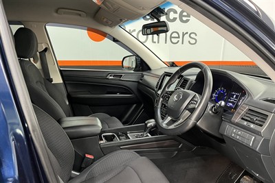 2020 Ssangyong REXTON - Thumbnail