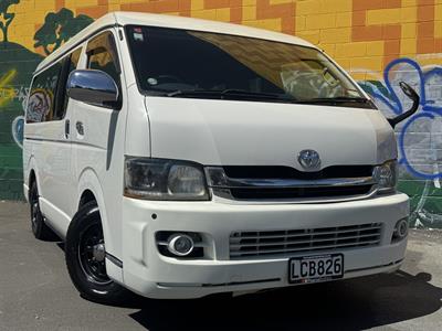2010 Toyota Hiace - Thumbnail