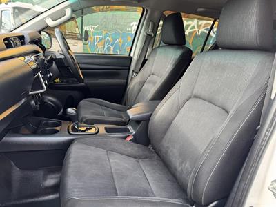 2021 Toyota Hilux - Thumbnail