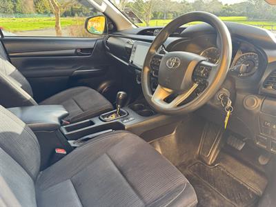 2021 Toyota Hilux - Thumbnail