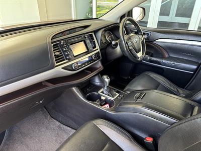 2015 Toyota Highlander - Thumbnail