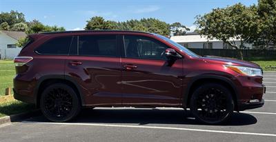 2015 Toyota Highlander - Thumbnail