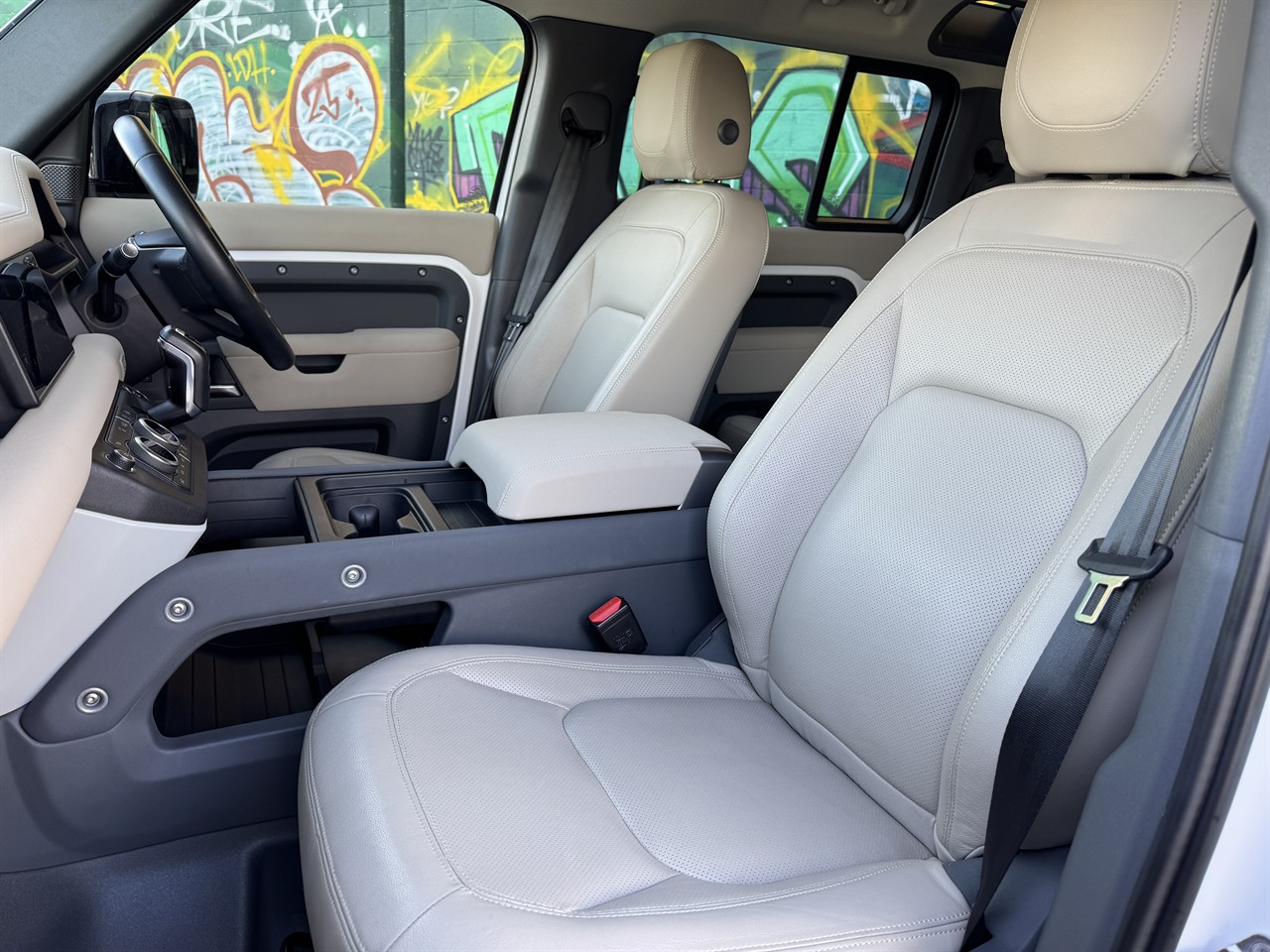 2023 Land Rover Defender