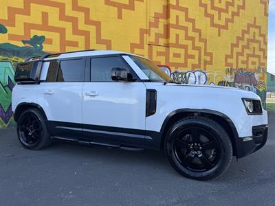 2023 Land Rover Defender - Thumbnail