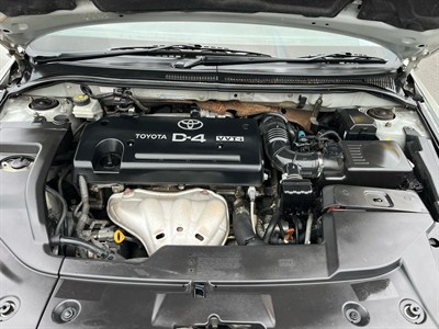 2004 Toyota AVENSIS - Thumbnail