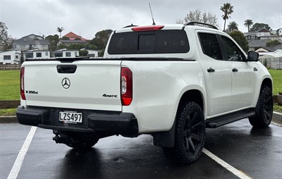 2019 Mercedes-Benz X-Class - Thumbnail