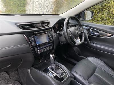2019 Nissan X-Trail - Thumbnail