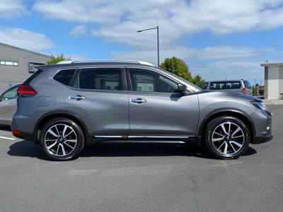 2019 Nissan X-Trail - Thumbnail