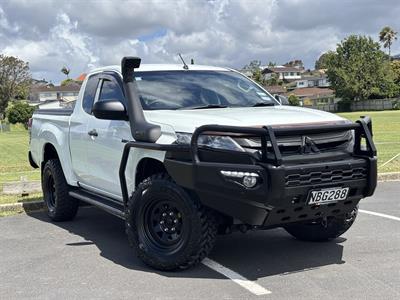 2020 Mitsubishi Triton