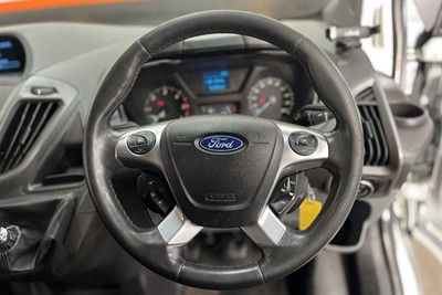 2013 Ford transit - Thumbnail