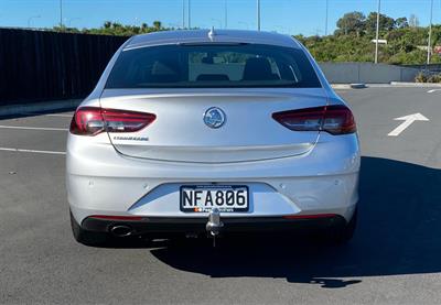 2020 Holden Commodore - Thumbnail
