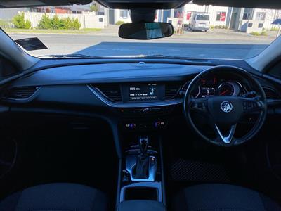2020 Holden Commodore - Thumbnail