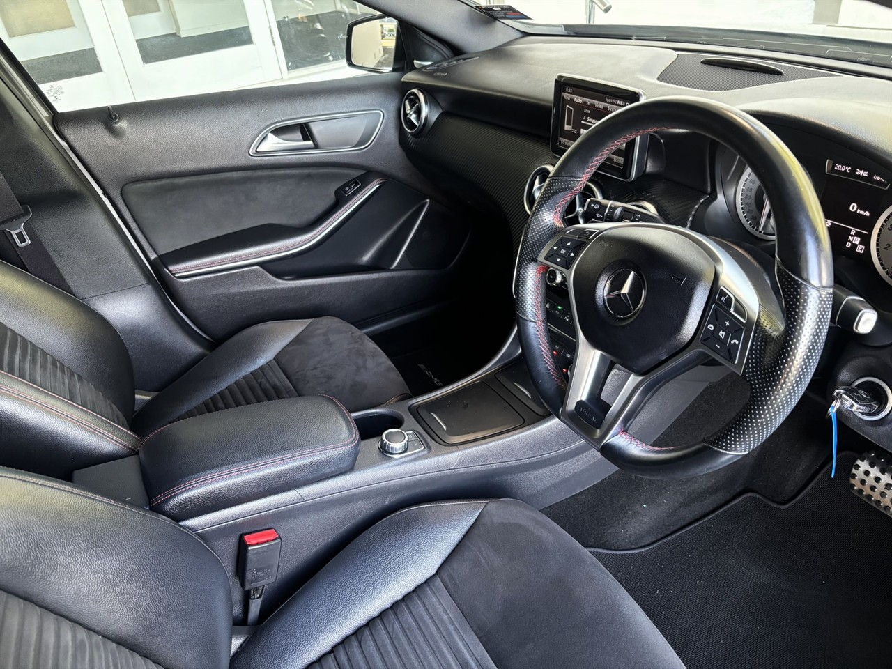 2013 Mercedes-Benz A 200