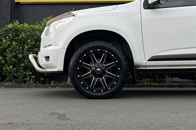 2016 Holden Colorado - Thumbnail