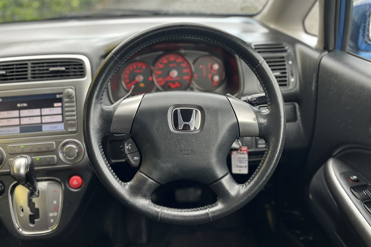 2004 Honda Stream