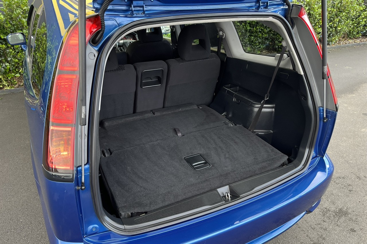2004 Honda Stream