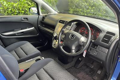 2004 Honda Stream - Thumbnail