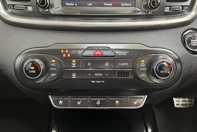 2015 Kia Sorento - Thumbnail