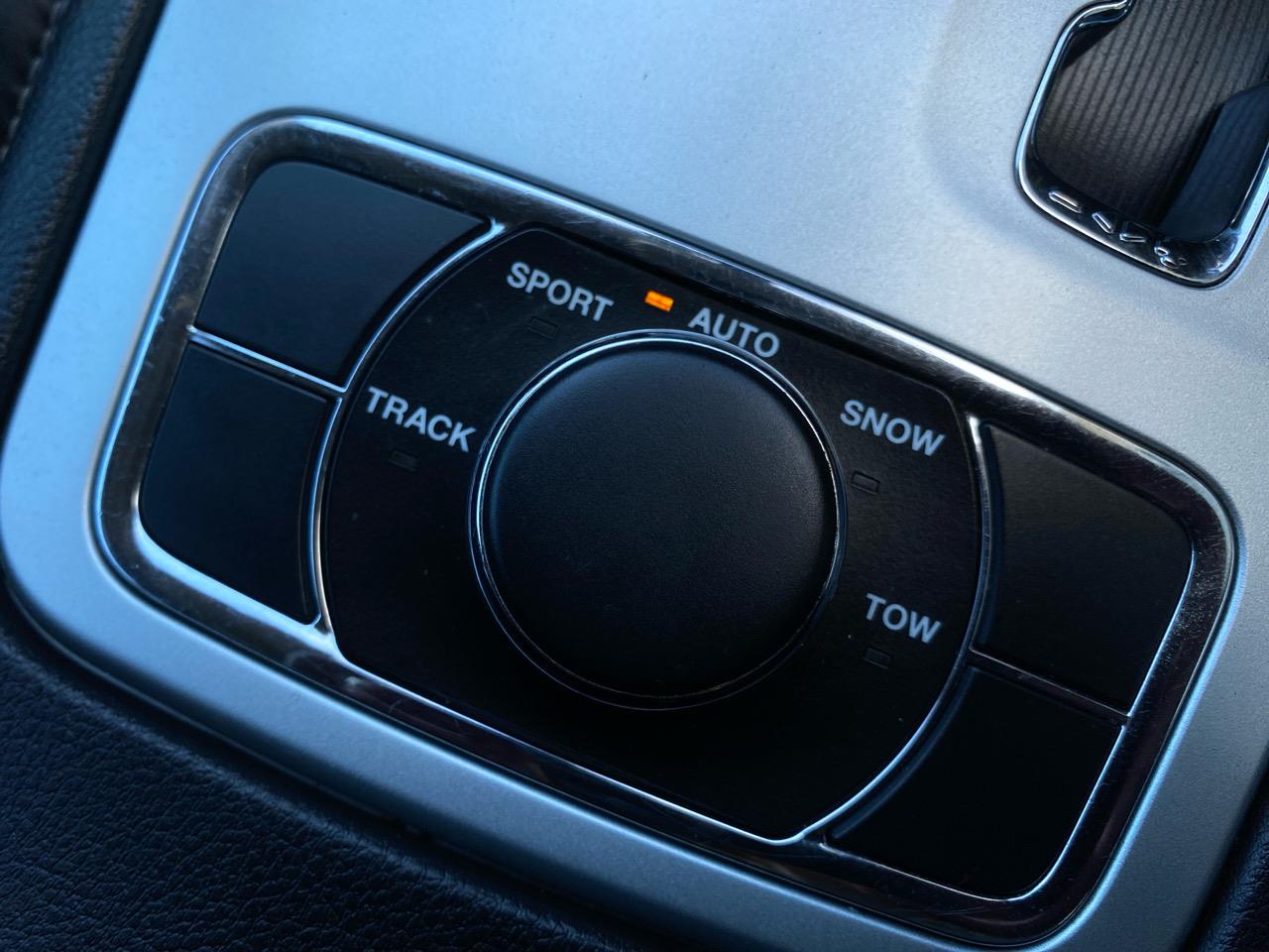 2013 Jeep GRAND CHEROKEE