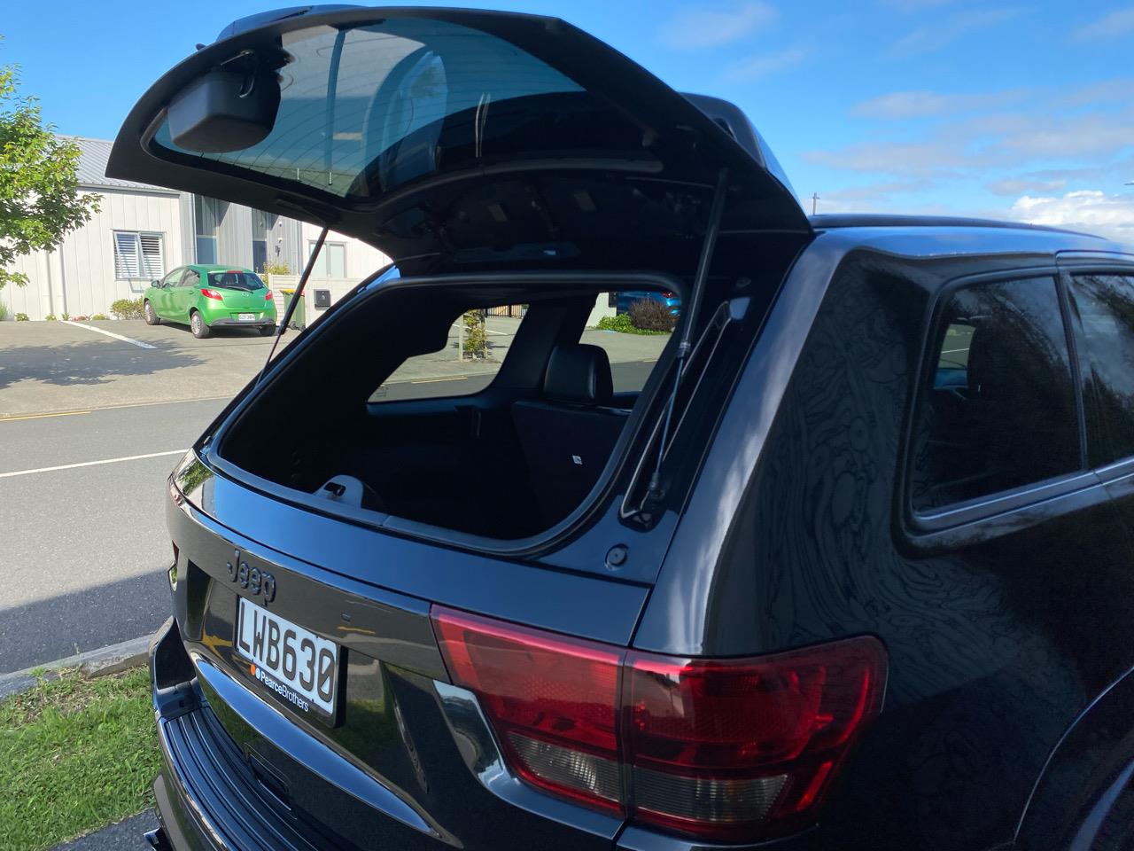 2013 Jeep GRAND CHEROKEE