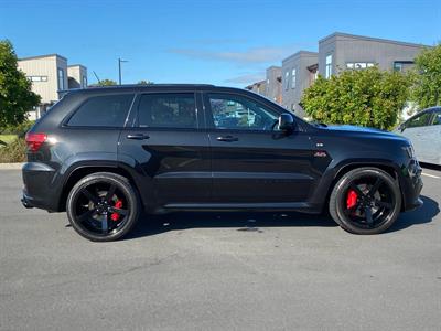 2013 Jeep GRAND CHEROKEE - Thumbnail