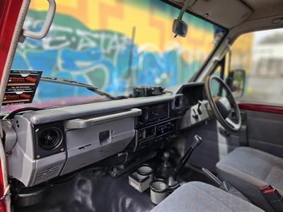 2001 Toyota Land Cruiser - Thumbnail