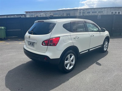 2012 Nissan Dualis - Thumbnail