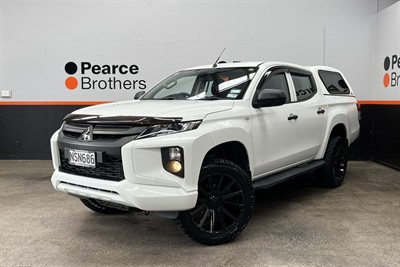 2021 Mitsubishi Triton - Thumbnail