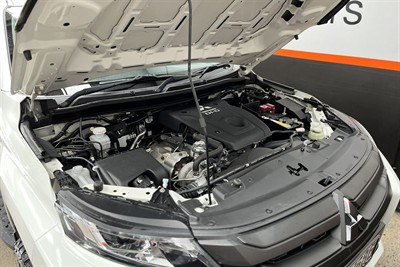 2021 Mitsubishi Triton - Thumbnail