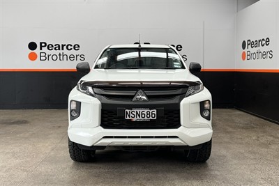 2021 Mitsubishi Triton - Thumbnail